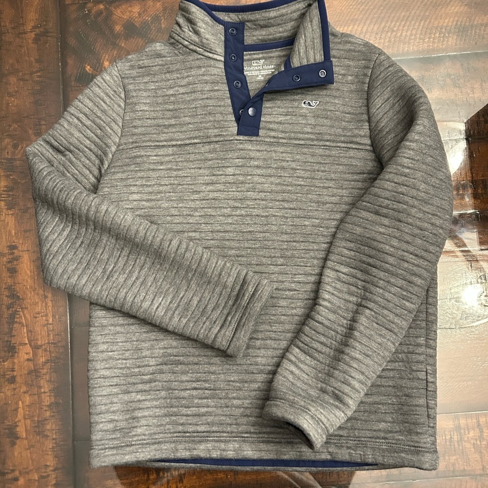 Vineyard Vines Gray Zip-Up Sweater with Navy Trim Boys 12-14